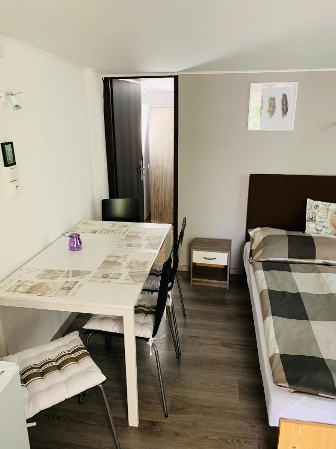 Bitter Sukromne Ubytovanie Štúrovo Exterior foto